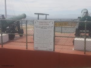 2 Kanonen Warnung